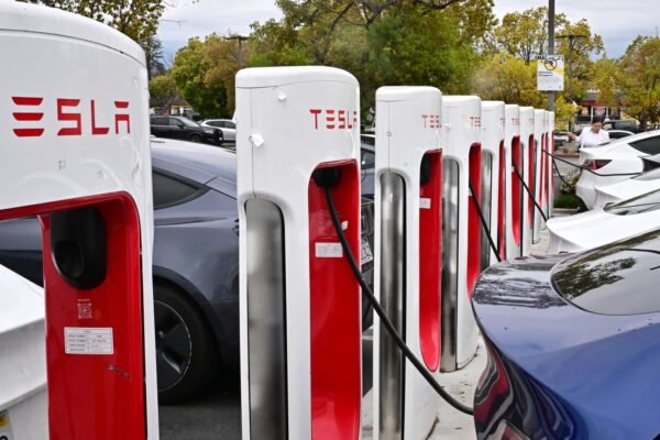 Here’s what U.S. automakers are saying about Trump’s EV policies