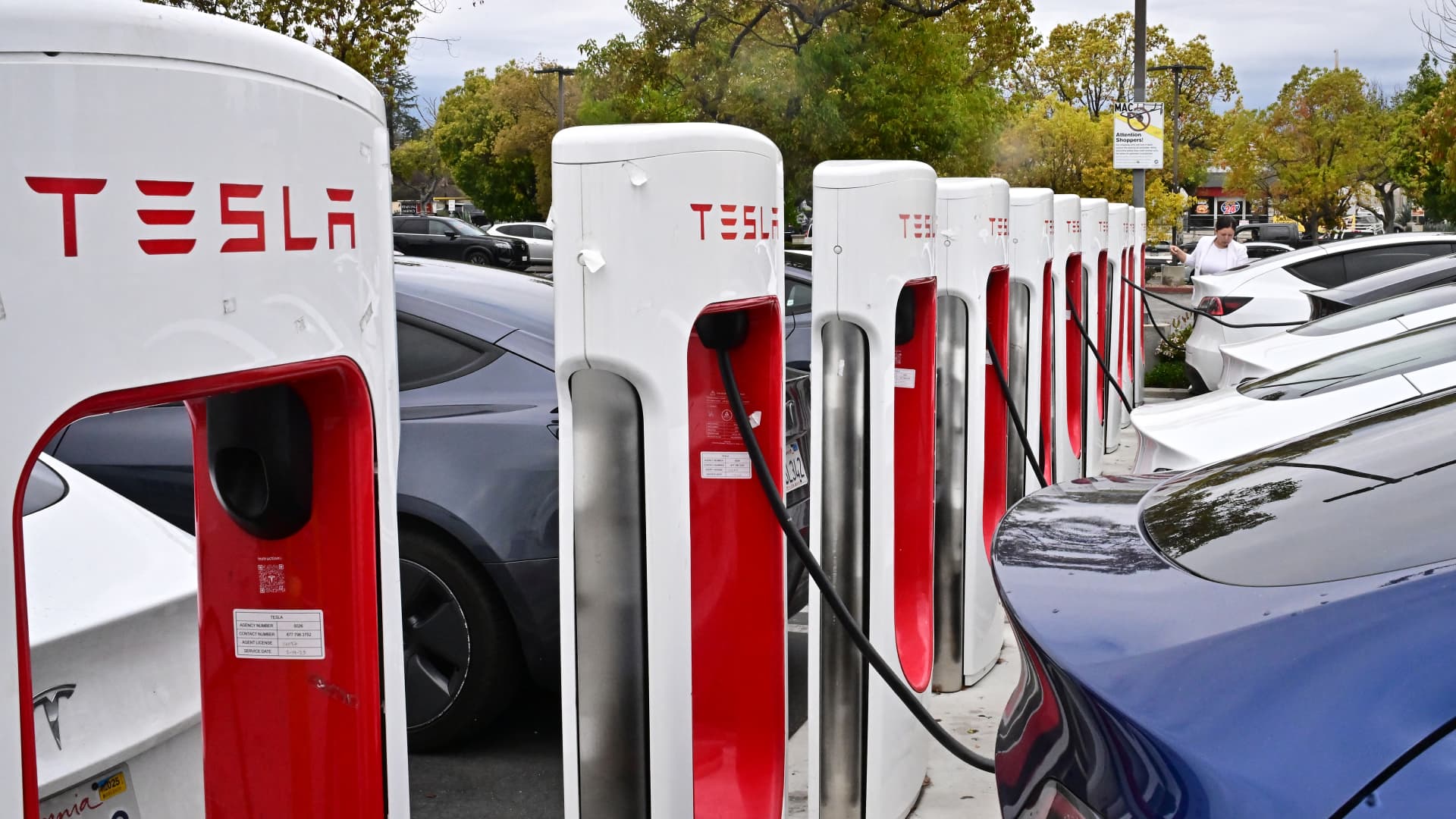 Here’s what U.S. automakers are saying about Trump’s EV policies