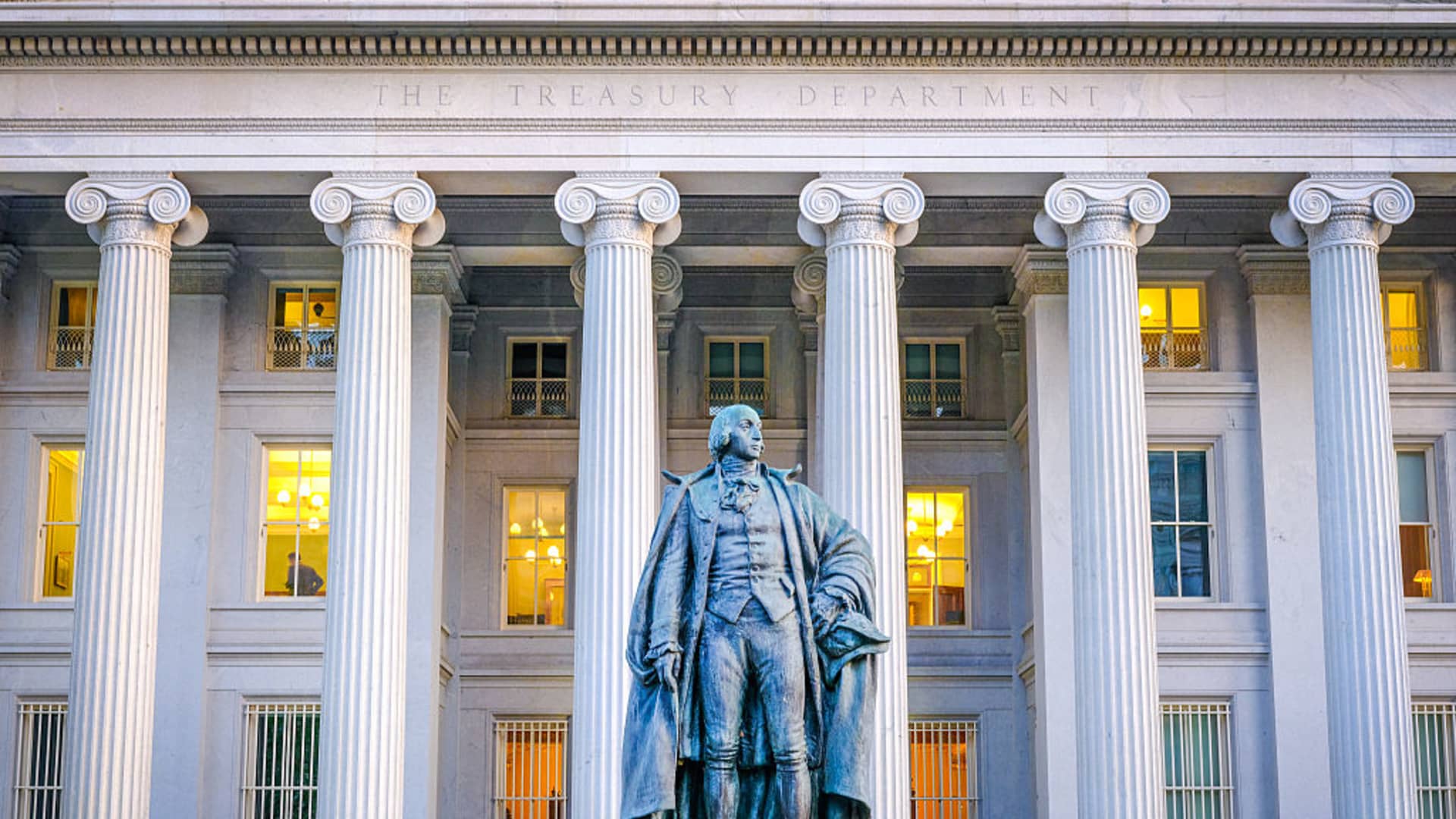 U.S. deficit grows to 1 billion in July despite tariff revenue surge U.S. deficit grows to 1 billion in July despite tariff revenue surge