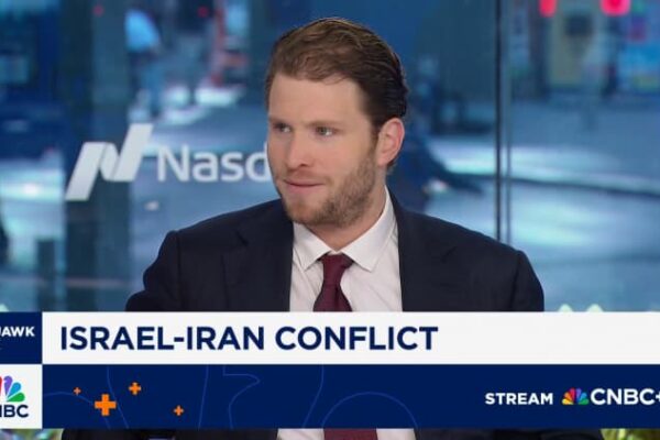 Palantir lands  billion Army software and data contract