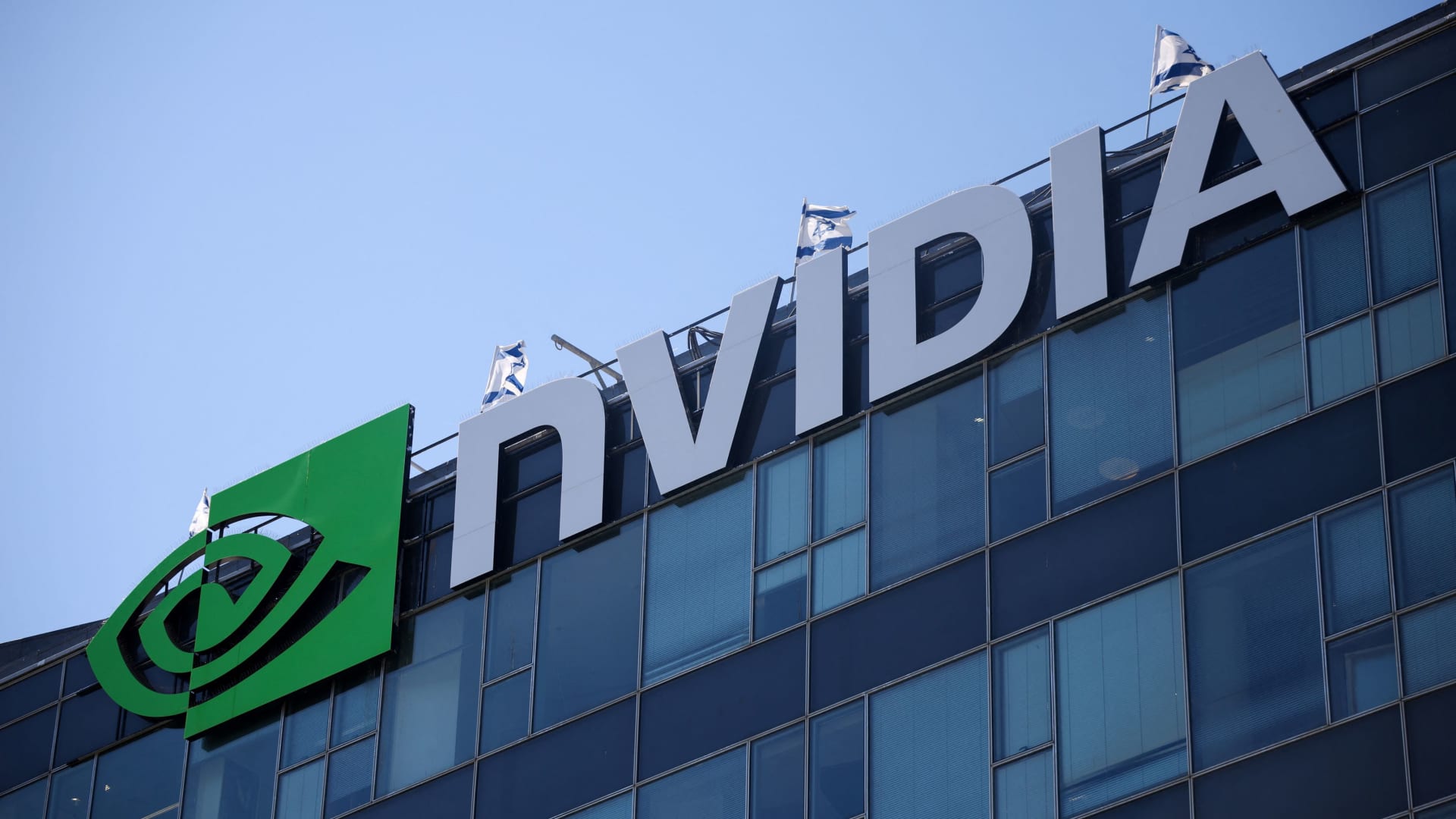 A main chip sector ETF is trapped in a box. Can Nvidia earnings break it out? A main chip sector ETF is trapped in a box. Can Nvidia earnings break it out?