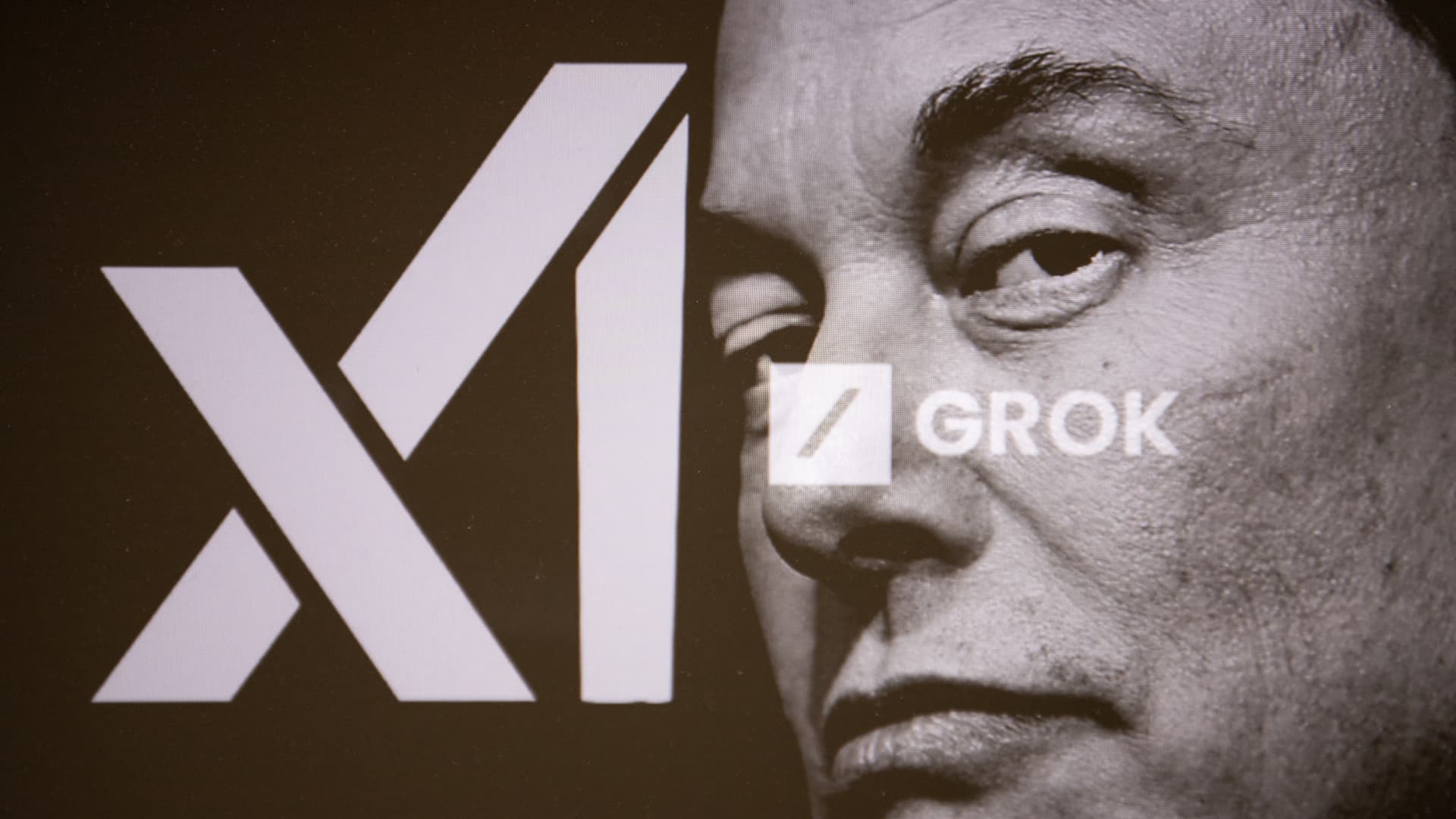 Musk threatens ‘immediate’ legal action against Apple over alleged antitrust violations Musk threatens ‘immediate’ legal action against Apple over alleged antitrust violations