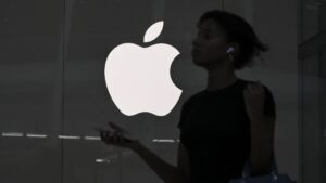 U.S. spy chief Gabbard says UK agreed to drop ‘back door’ mandate for Apple