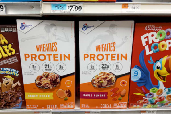 Restaurants like Starbucks, Smoothie King seek to join protein trend
