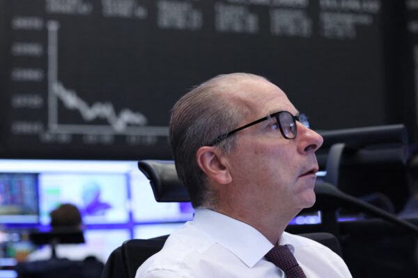 European shares poised to open higher as global trade holds spotlight