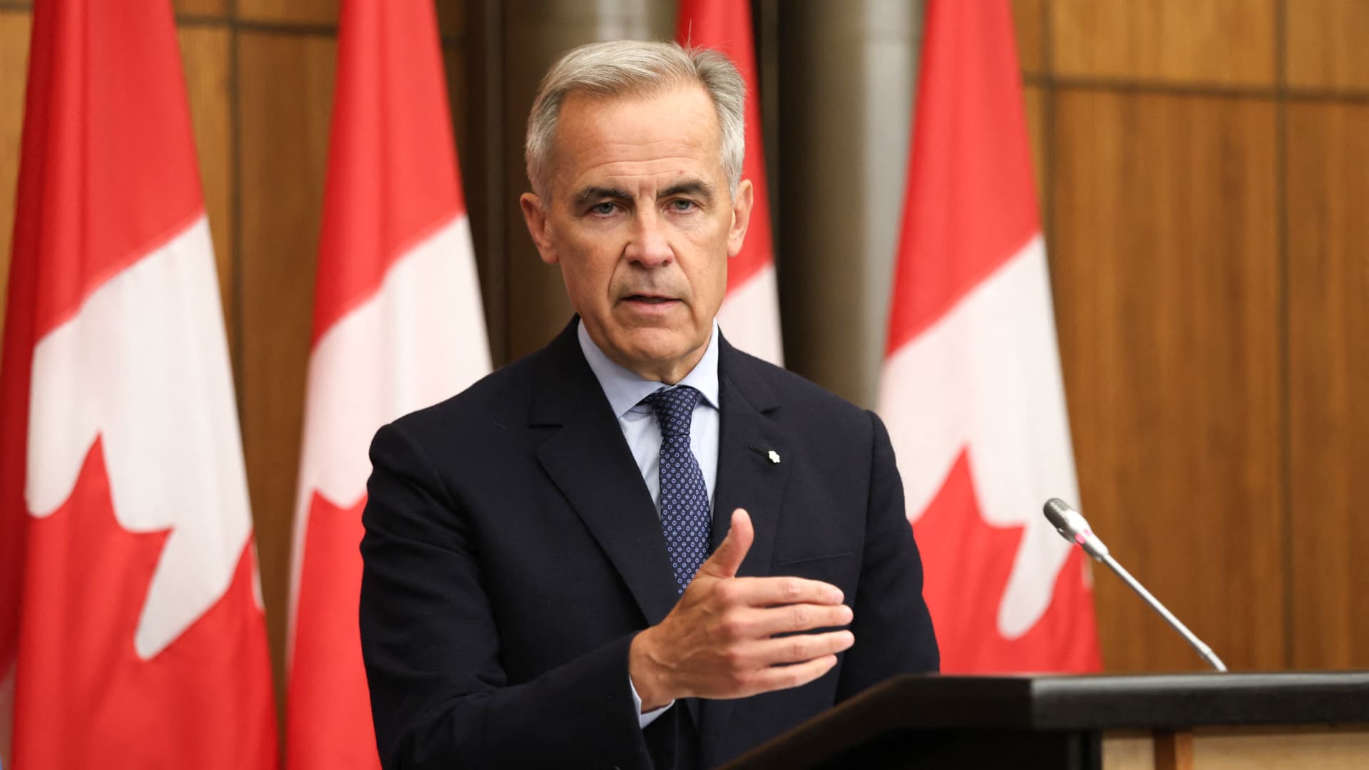 Trump and Carney to speak in the coming days, Canadian official says