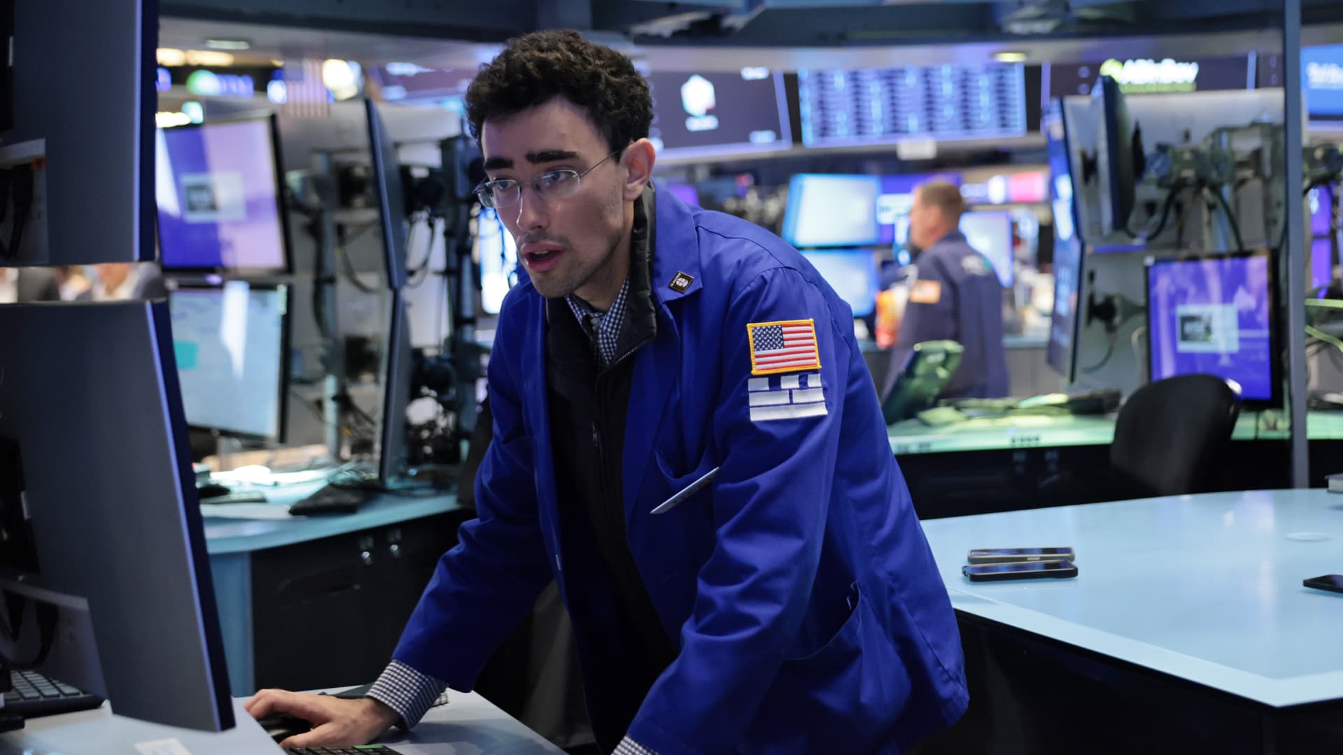 Stock market today: Live updates