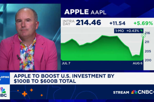 Apple details 0 billion U.S. spending expansion