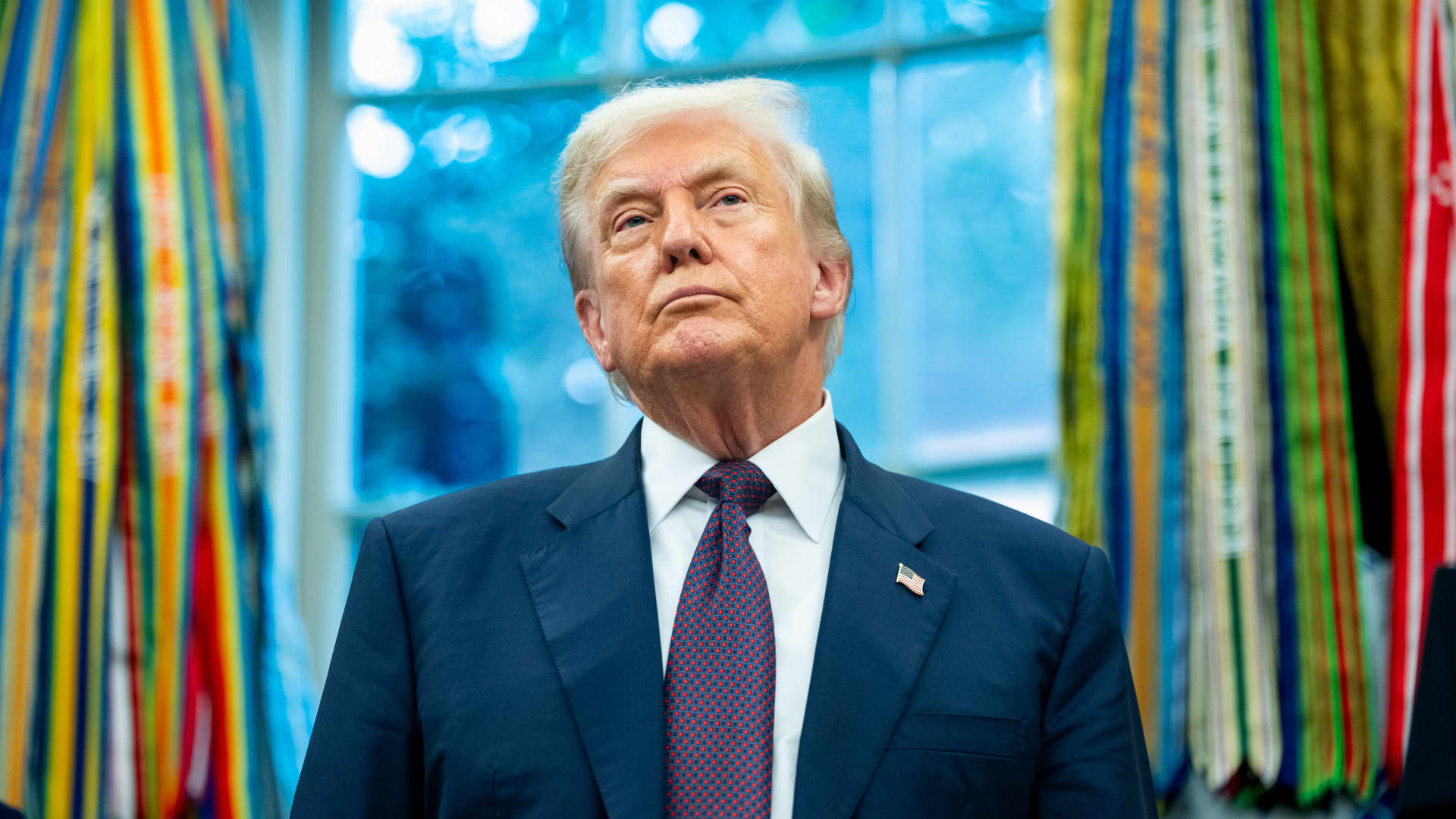 Trump orders ‘new’ census that excludes undocumented immigrants