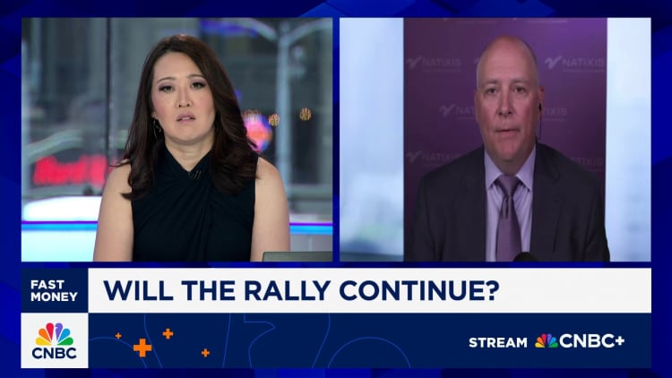 ‘Quiet quitting’ is a past trend. Why workers are ‘quiet cracking’