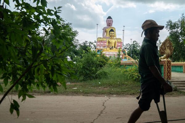 Thai soldiers injured by landmine near Cambodia amid fragile ceasefire