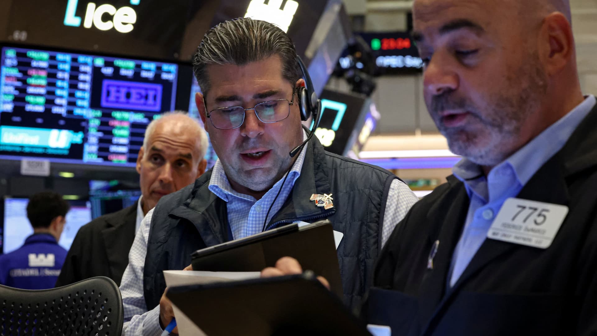 Stock market today: Live updates Stock market today: Live updates