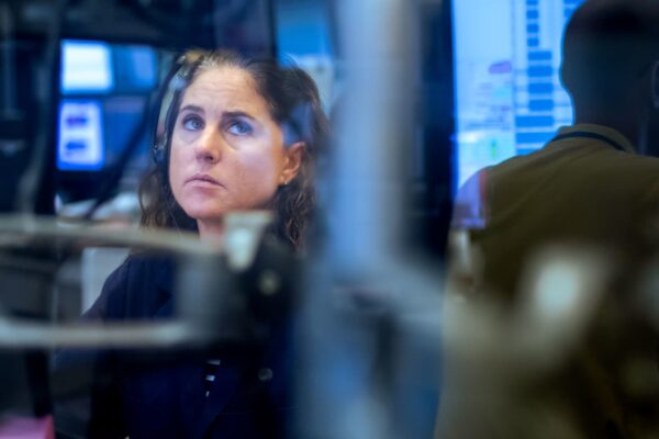 Market concentration around AI darlings persists. It’s making investors worried