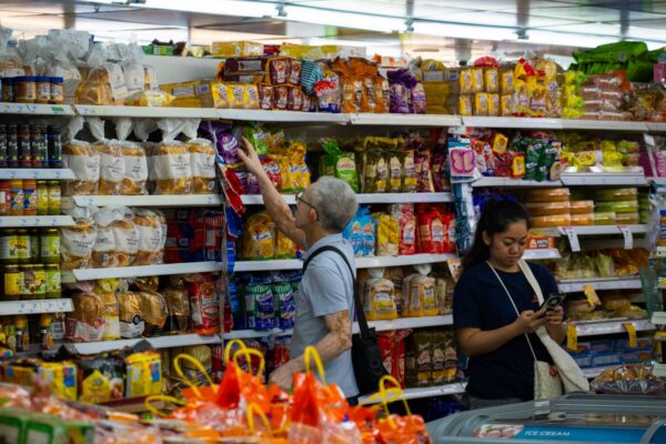 More Singaporeans are living paycheck to paycheck