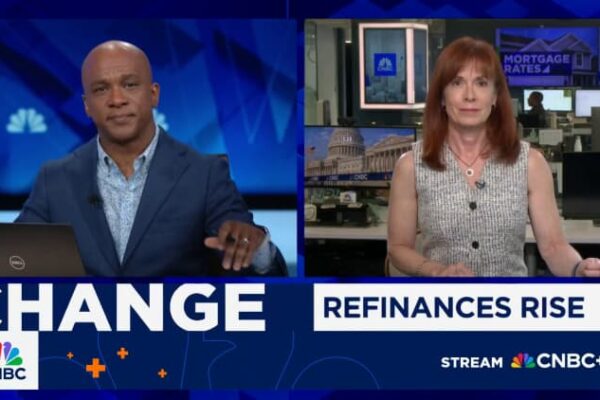 How to prepare for a mortgage refinance, according to experts