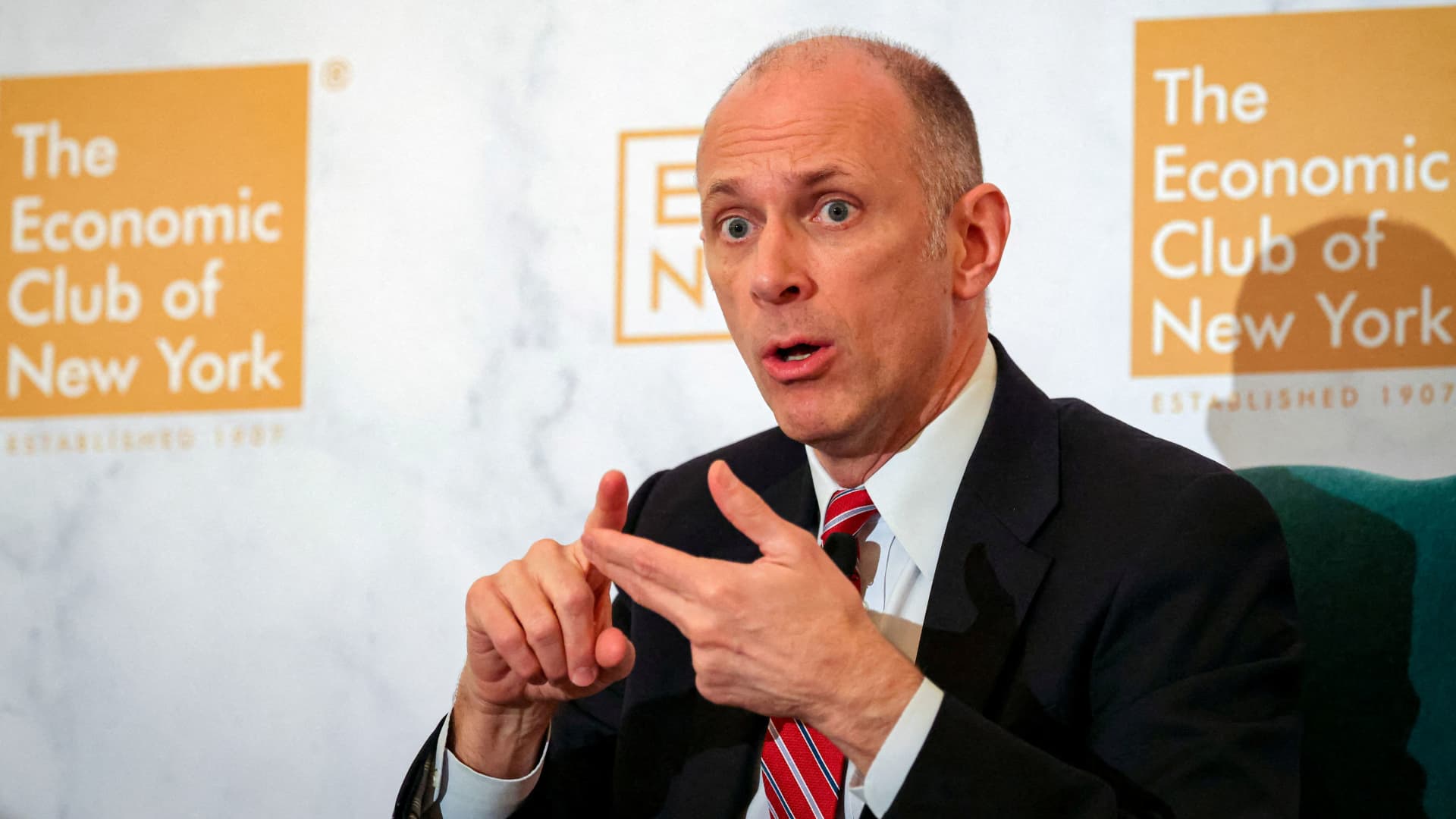 Chicago Fed President Goolsbee thinks central bank should wait a few months before cutting interest rates