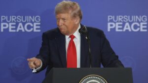 Trump says no imminent plans to penalize China for buying Russian oil