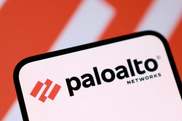 Top Wall Street analysts recommend these 3 stocks for long-term investors