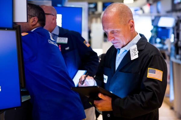 Momentum stocks stay under pressure