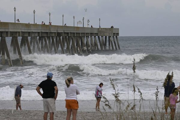 Hurricane Erin floods North Carolina