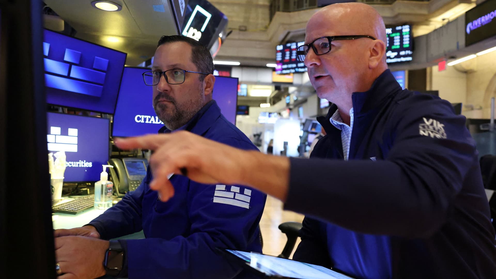 Leaders, laggards after Powell’s speech — plus, key Starbucks, Honeywell updates