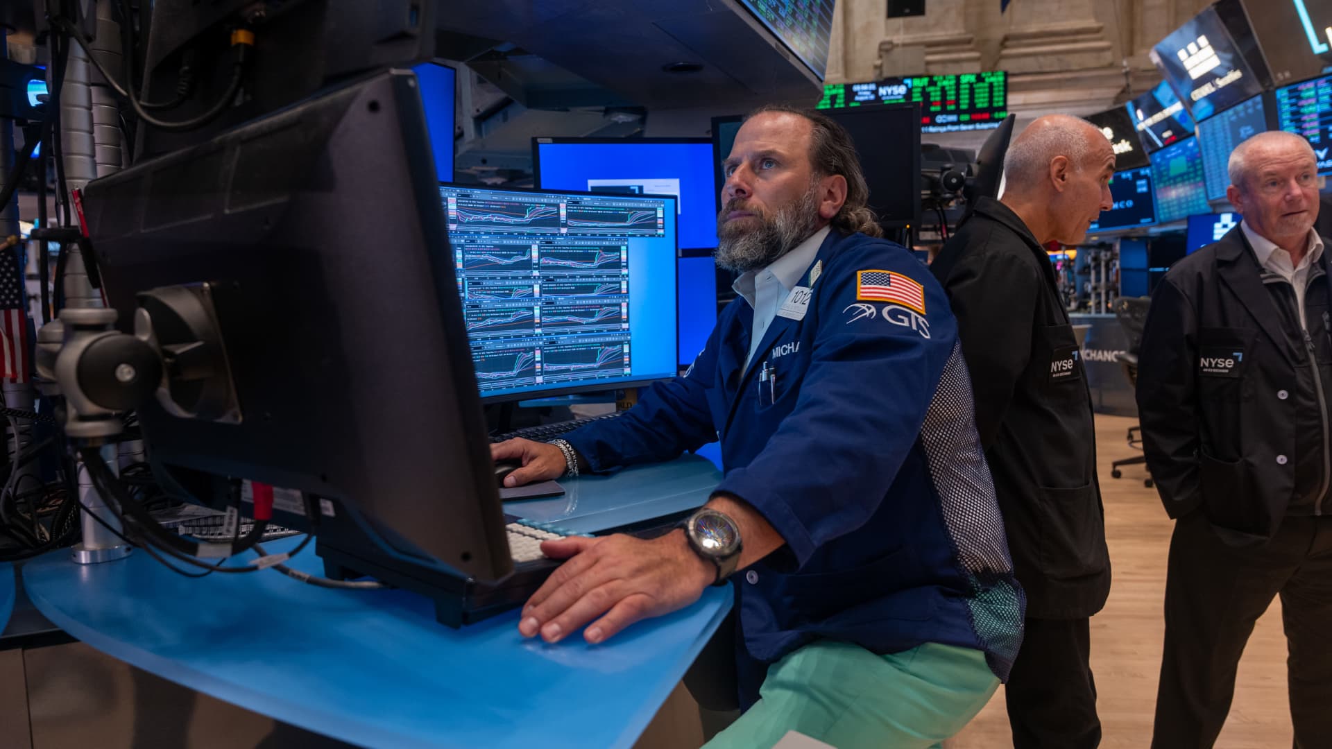 Street convinced Nvidia will rally on earnings. Retail investors skeptical Street convinced Nvidia will rally on earnings. Retail investors skeptical