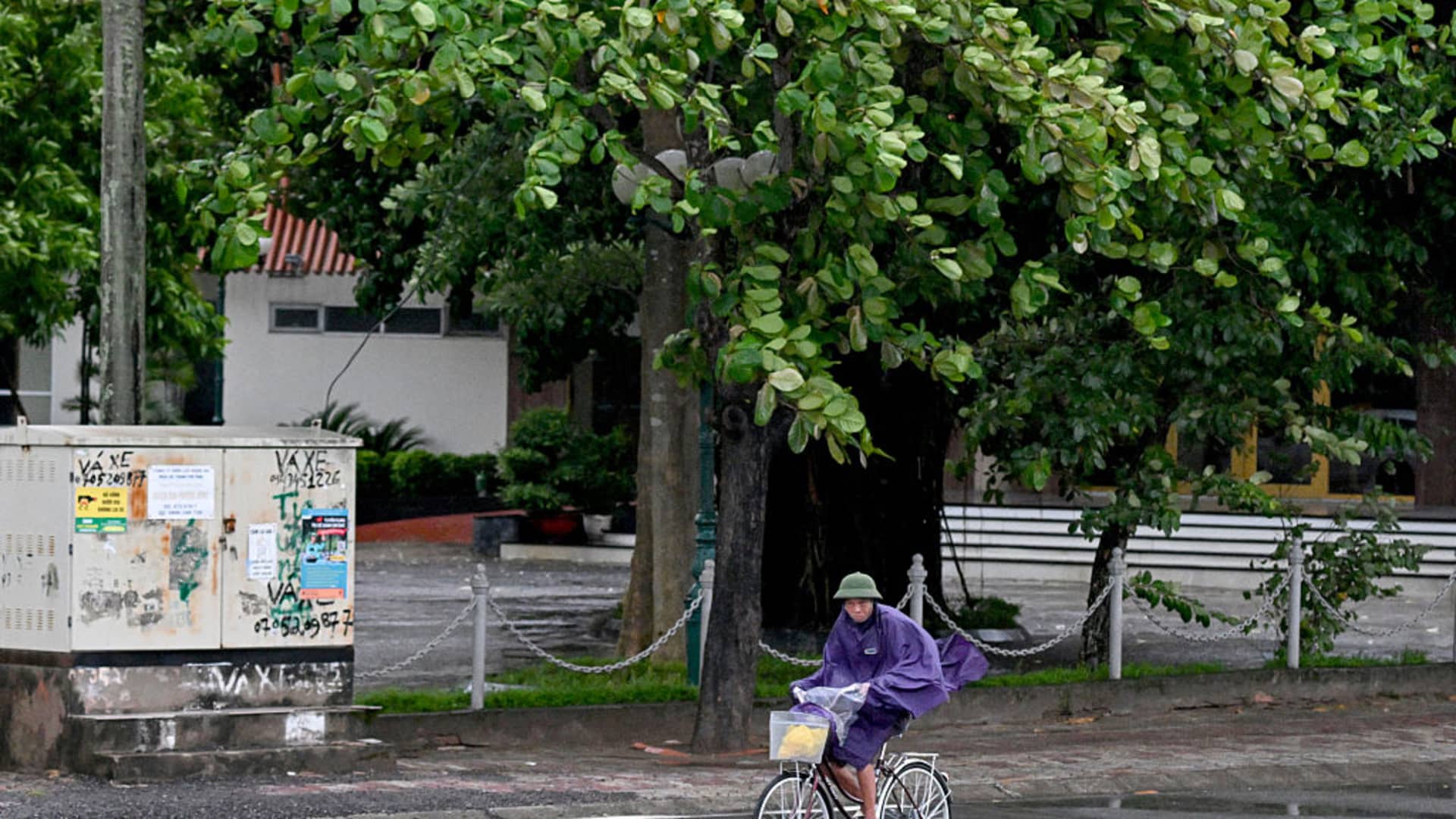 Vietnam starts mass evacuations, shuts airports as Typhoon Kajiki approaches Vietnam starts mass evacuations, shuts airports as Typhoon Kajiki approaches
