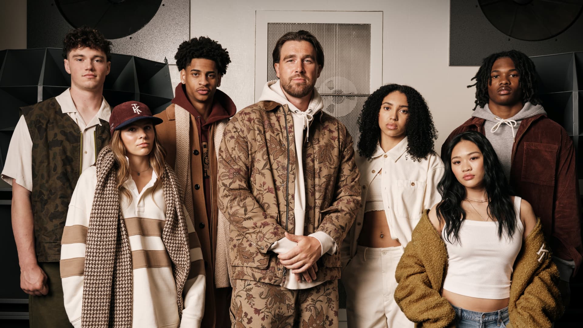 American Eagle shares rise on retailer’s Travis Kelce partnership American Eagle shares rise on retailer’s Travis Kelce partnership