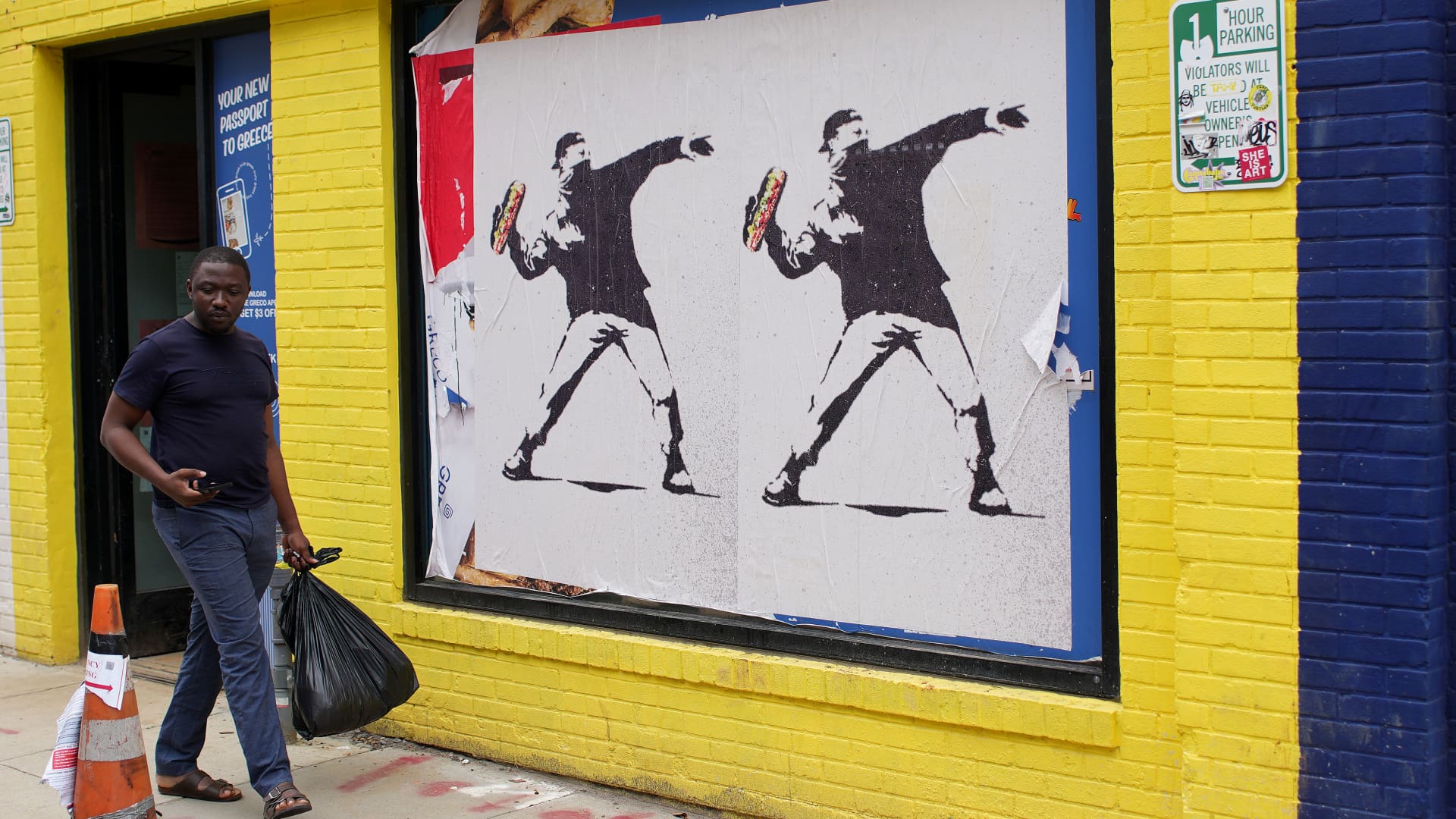Feds fail to get indictment against DC sandwich thrower: Report Feds fail to get indictment against DC sandwich thrower: Report