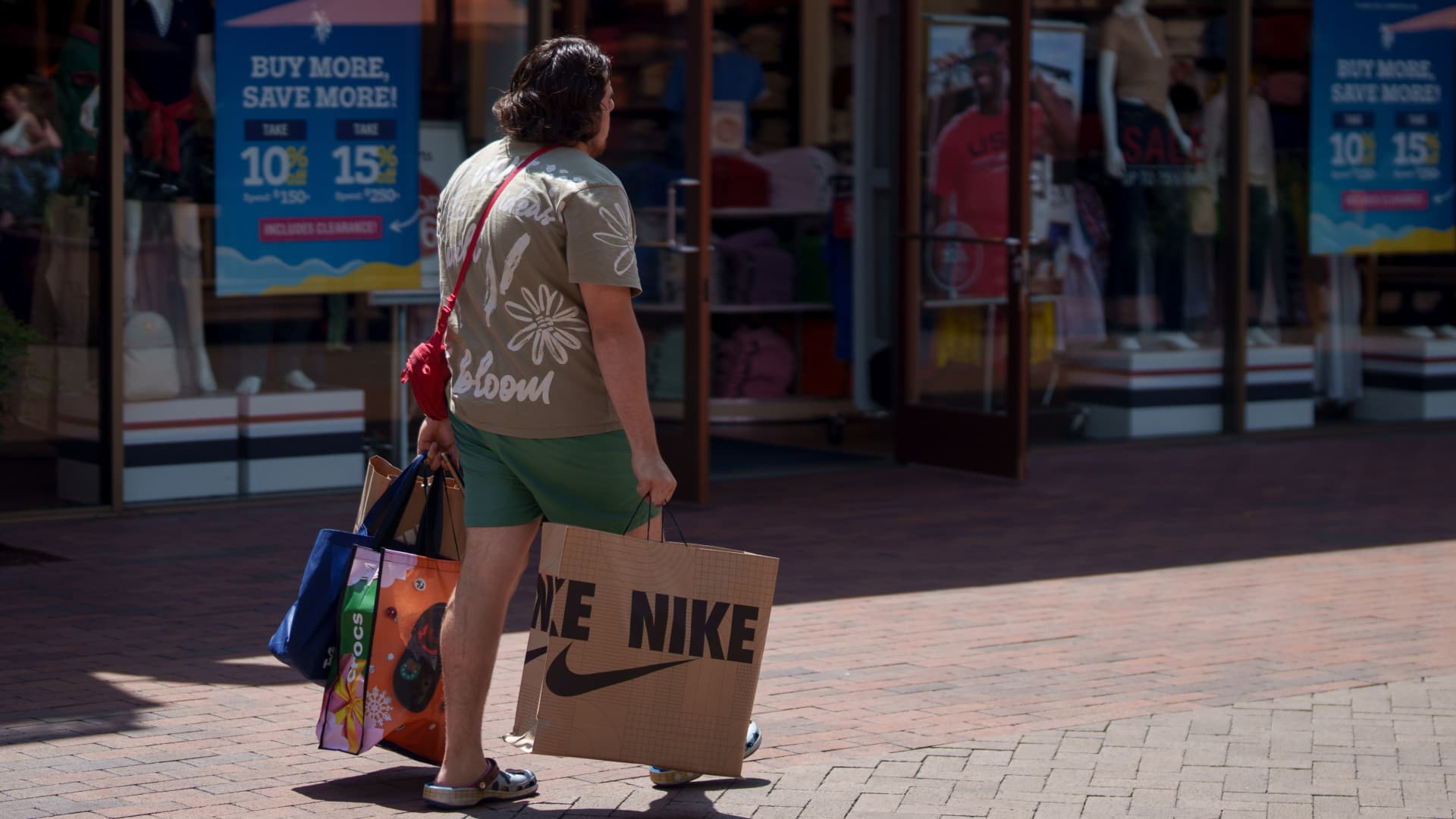 Main Street and Wall Street are still alive and kicking