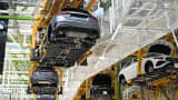 German autos sector slashes jobs as economic woes bite German autos sector slashes jobs as economic woes bite