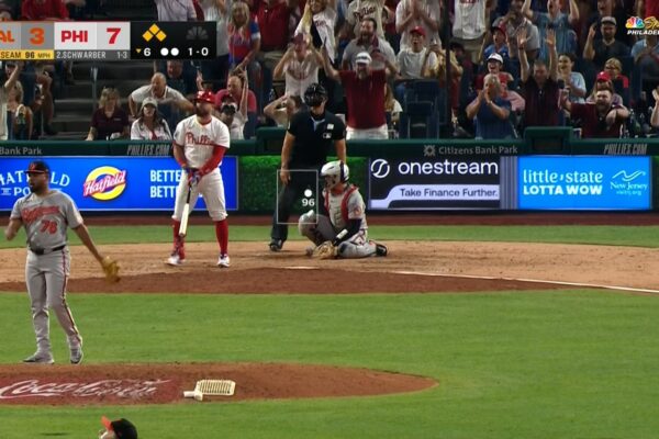 Kyle Schwarber hits grand slam for 40th HR of season, Phillies lead 11–3 vs. Orioles