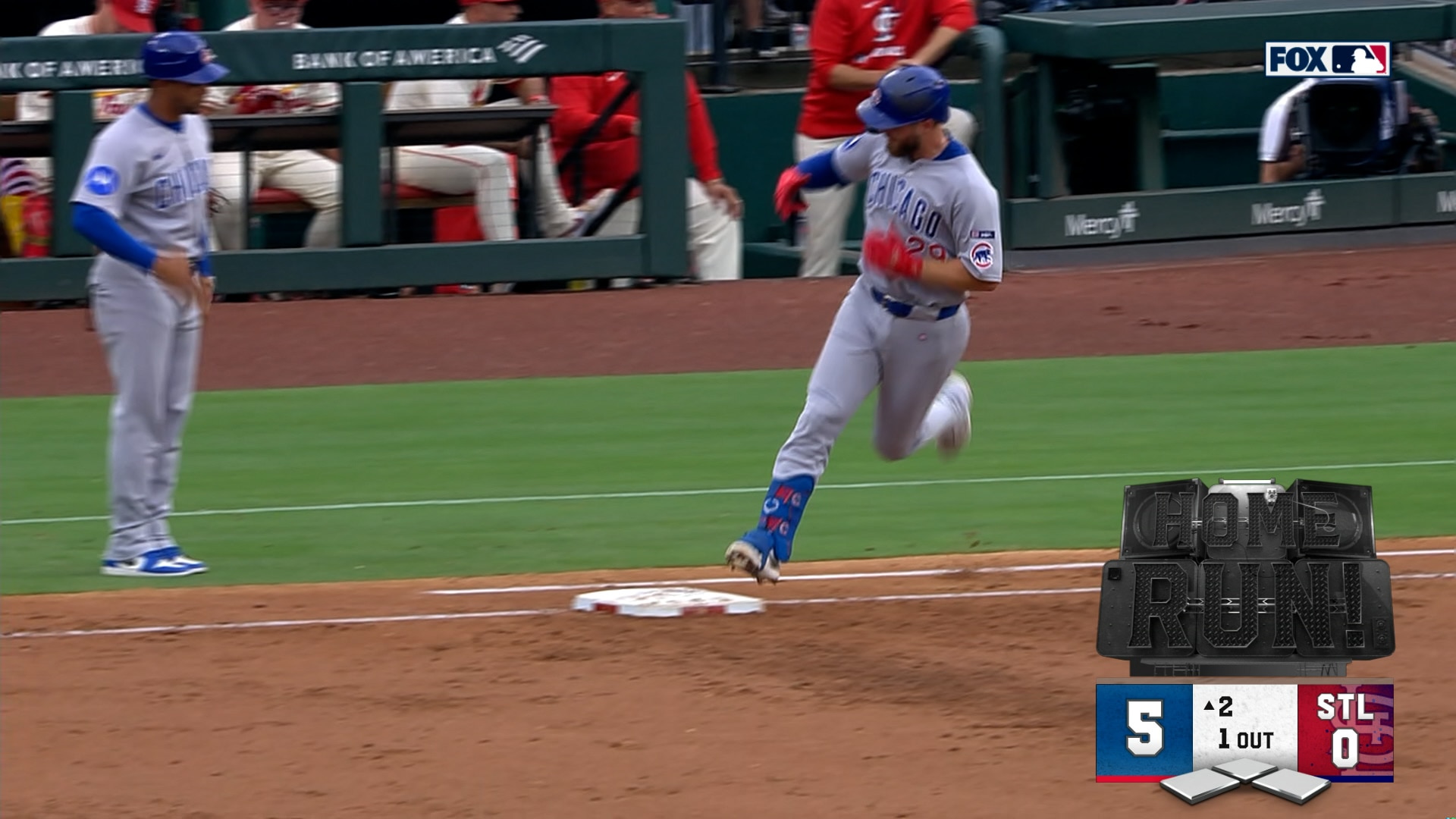 Michael Busch goes deep for three-run homer to extend Cubs' lead over Cardinals