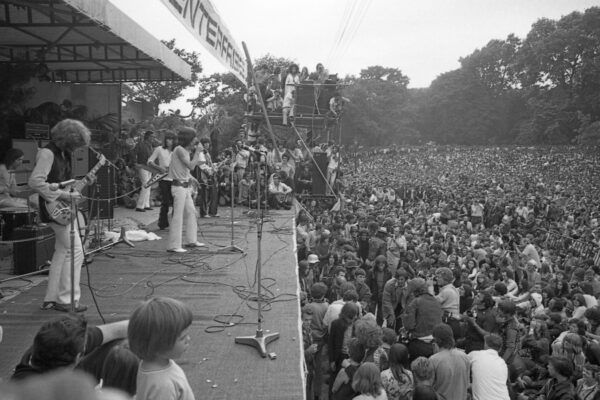 A former Rolling Stone says the Met has his stolen guitar. The museum disputes it