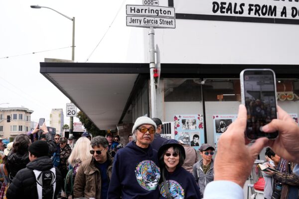 Grateful Dead guitarist Jerry Garcia has childhood street named for him in San Francisco