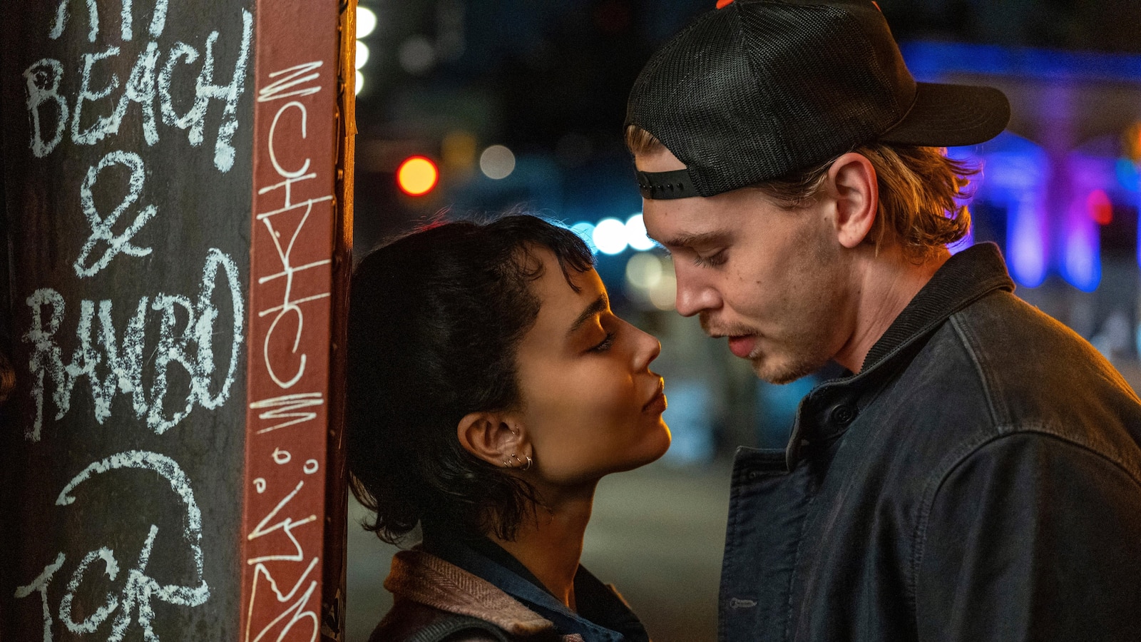 Movie Review: In ‘Caught Stealing,’ a crime caper in ’90s New York starring Austin Butler Movie Review: In ‘Caught Stealing,’ a crime caper in ’90s New York starring Austin Butler