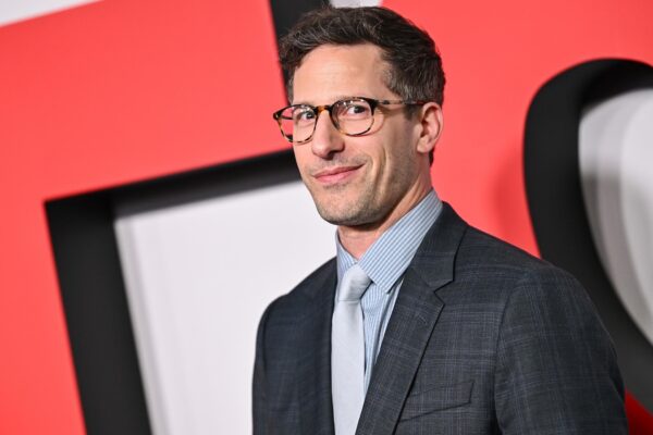 Movie Review: In ‘The Roses,’ Benedict Cumberbatch and Olivia Colman make a love story dark