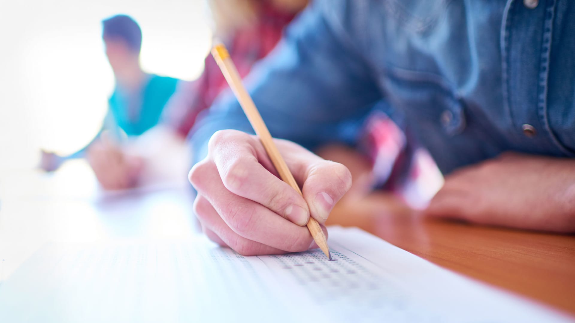 AI CFA exam pass minutes study