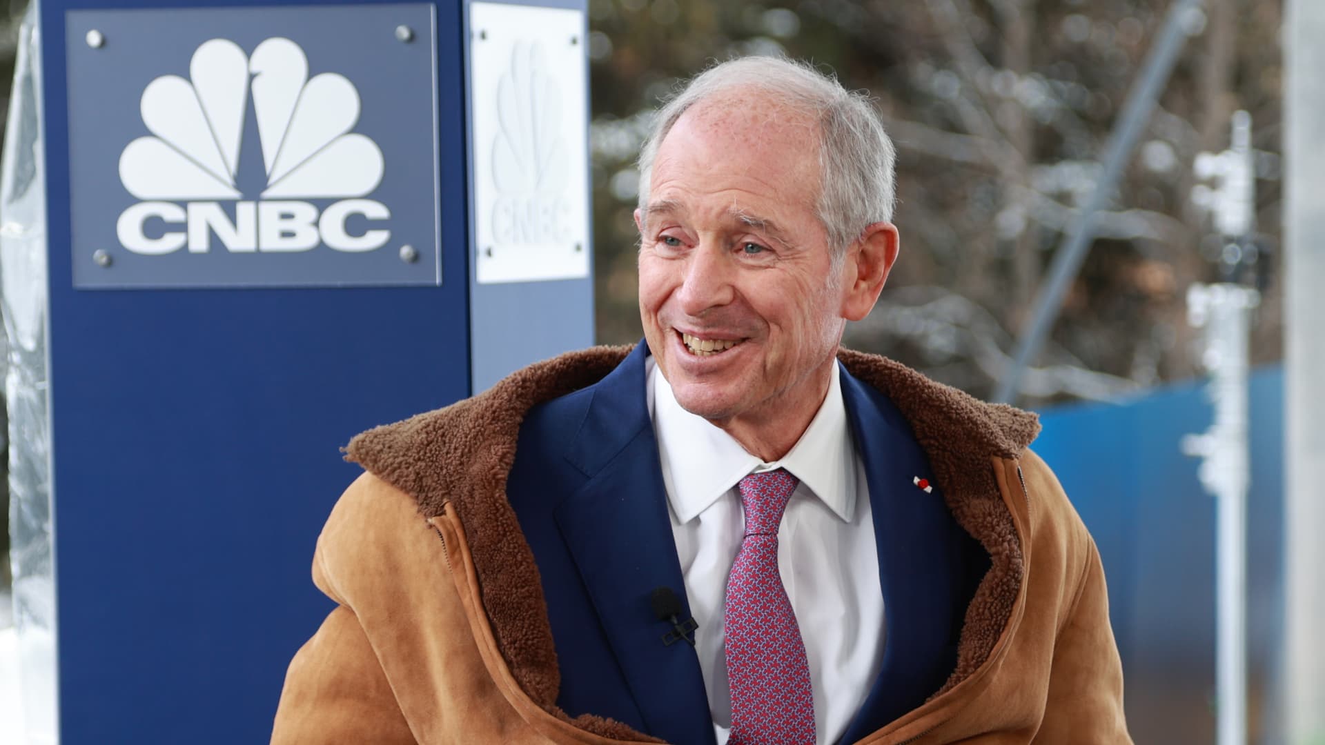 This private equity giant has formed a chart pattern that signals more gains ahead