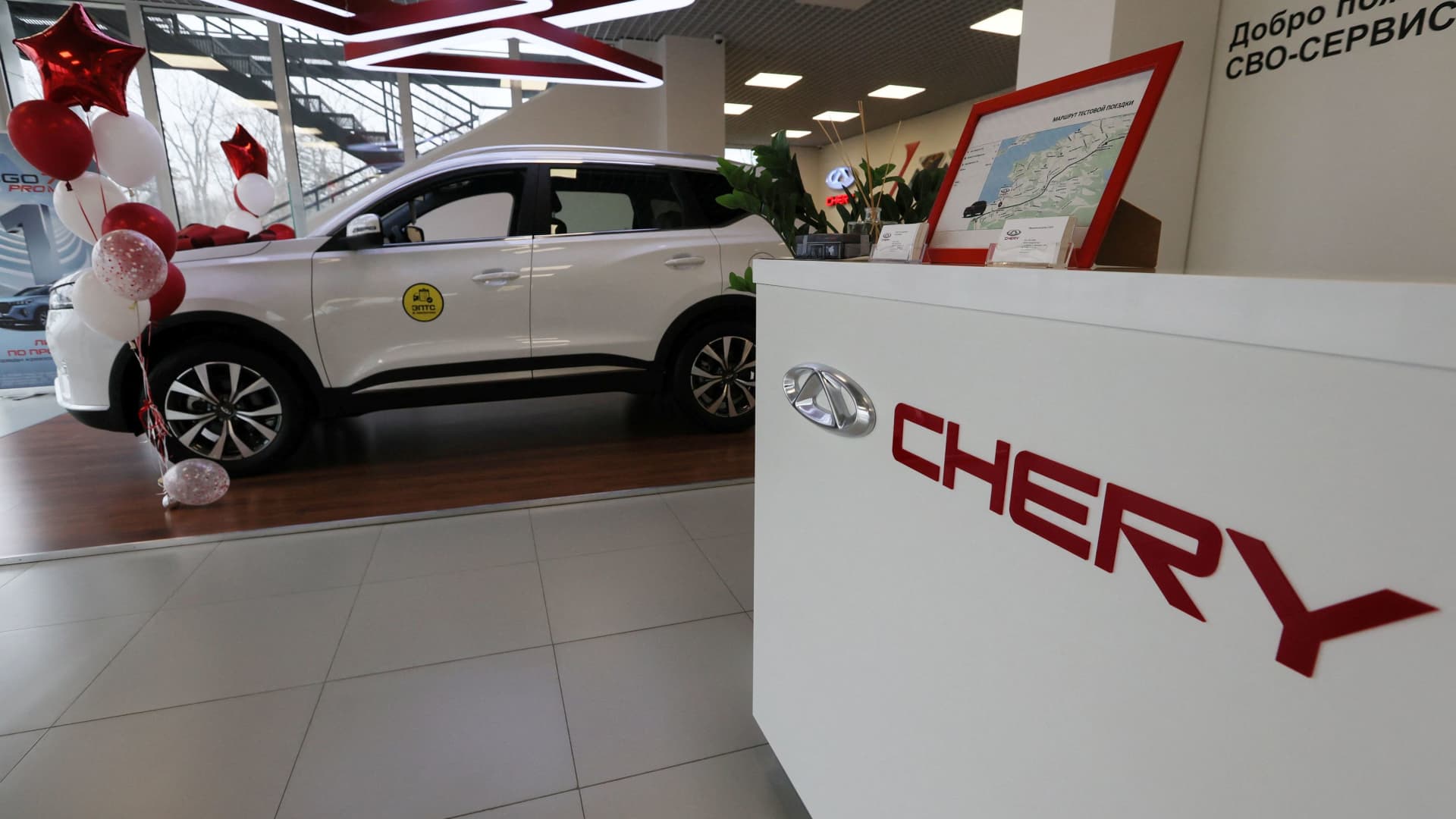 China’s largest vehicle exporter Chery surges 11% in Hong Kong debut