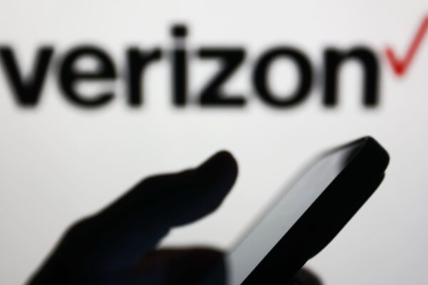 U.S. court upholds Verizon .9 million fine over location data