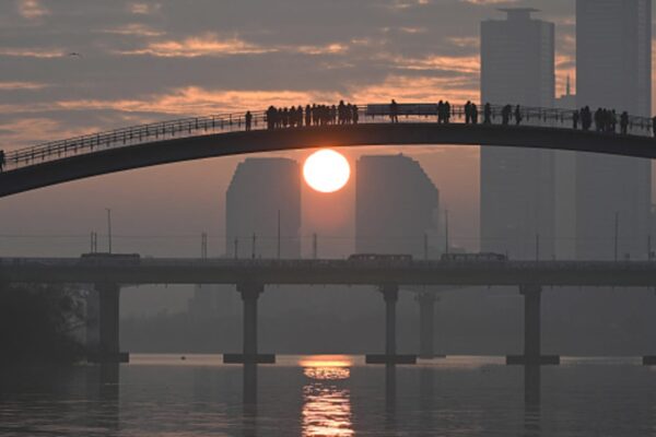 Asia-Pacific markets set for mixed open as investors sell tech names on Wall Street