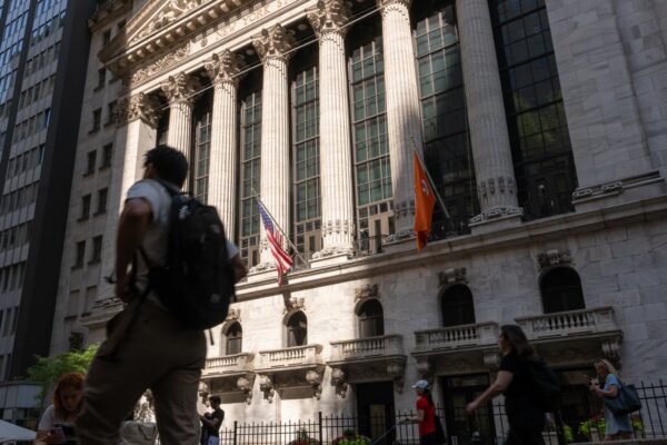 GAAP vs non-GAAP earnings: Stock-based pay impact