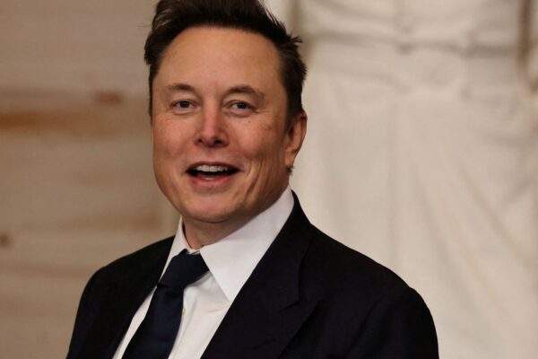 Elon Musk fortune now comes mostly from private companies
