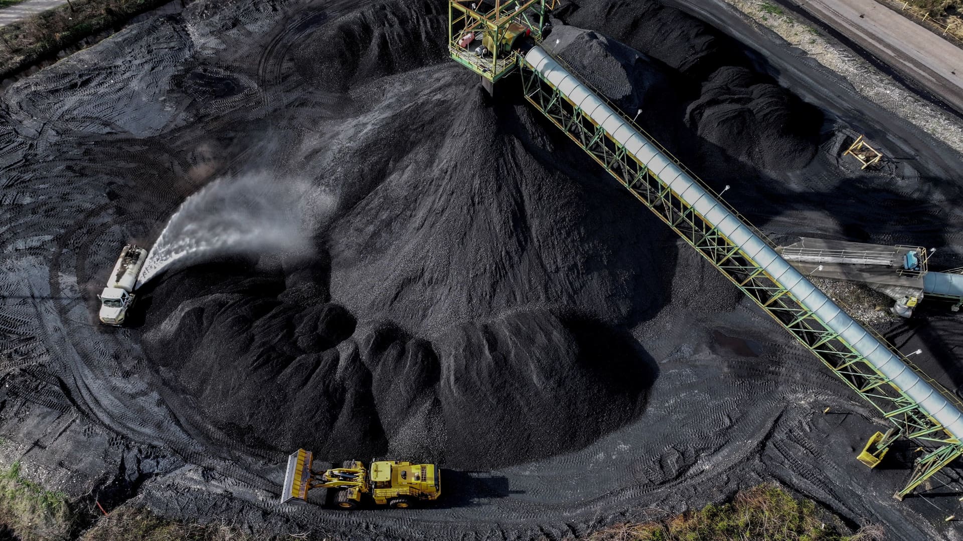 Trump officials to announce plan to boost coal output Trump officials to announce plan to boost coal output