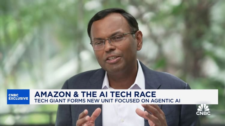 Can Amazon AI voice replace customer reviews? It’s starting to try