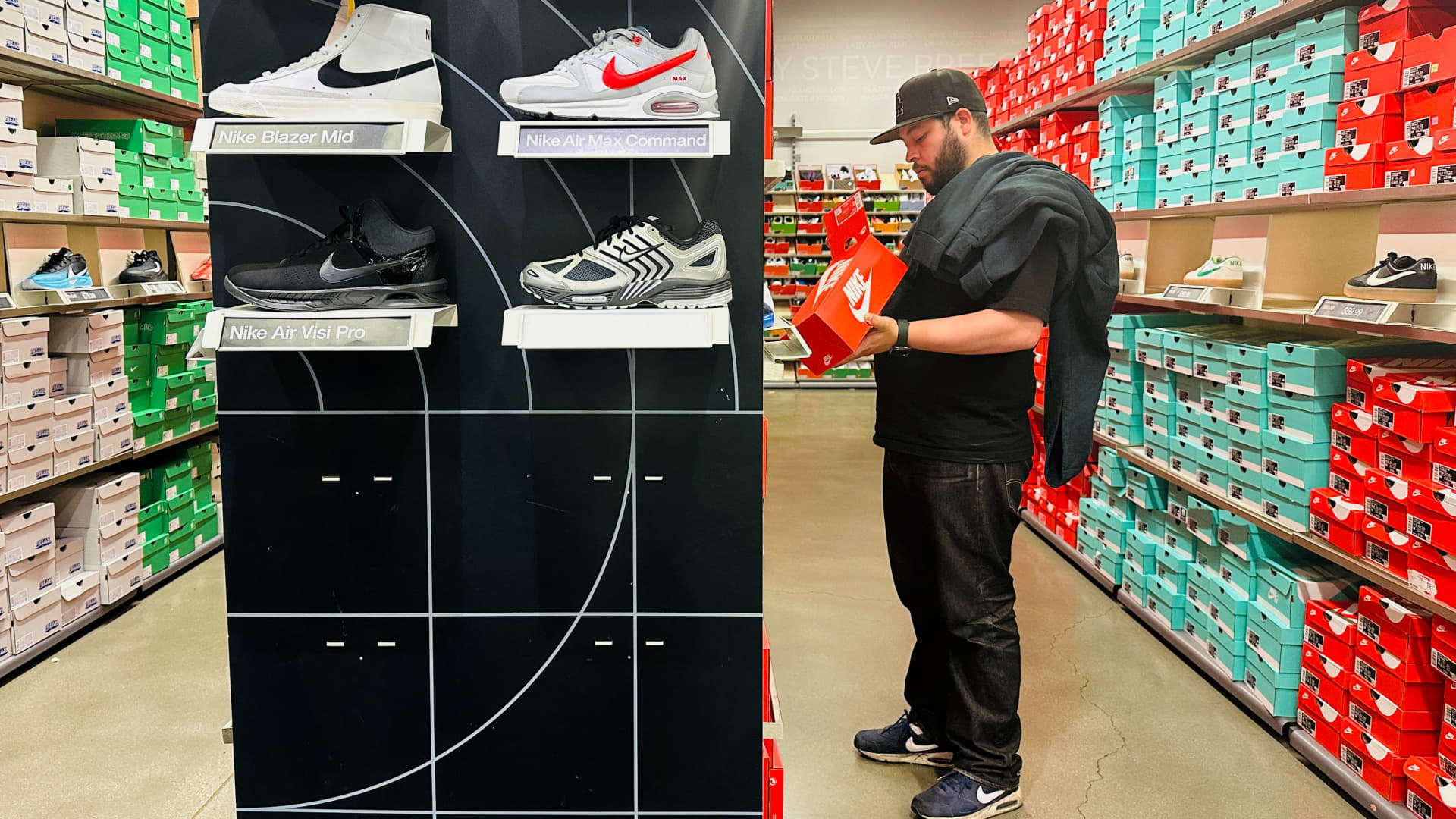 Nike shares jump on strong earnings, signs its turnaround is racing ahead under CEO Hill Nike shares jump on strong earnings, signs its turnaround is racing ahead under CEO Hill