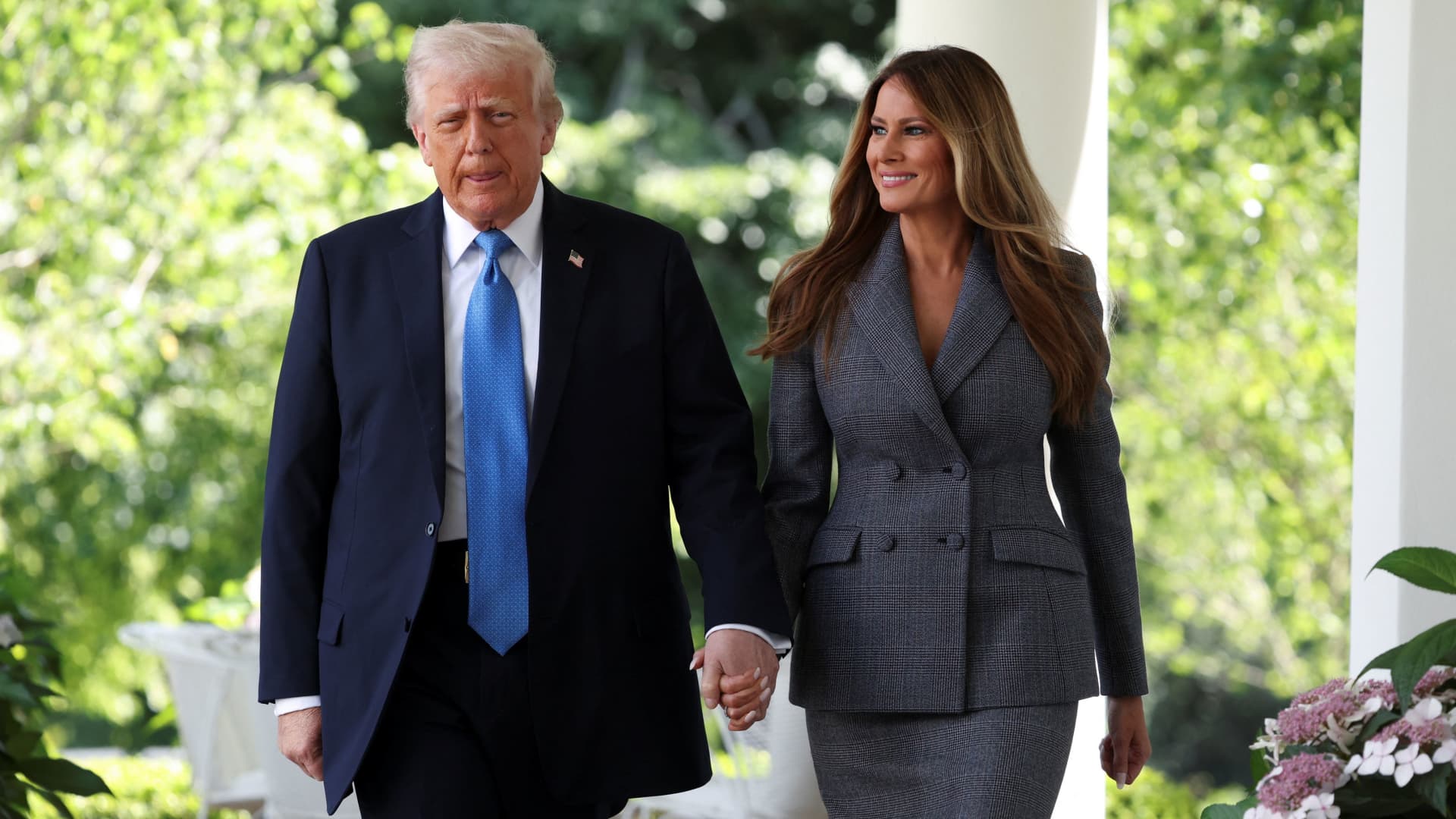 Trump to host tech CEOs over dinner for inaugural event in Rose Garden Trump to host tech CEOs over dinner for inaugural event in Rose Garden
