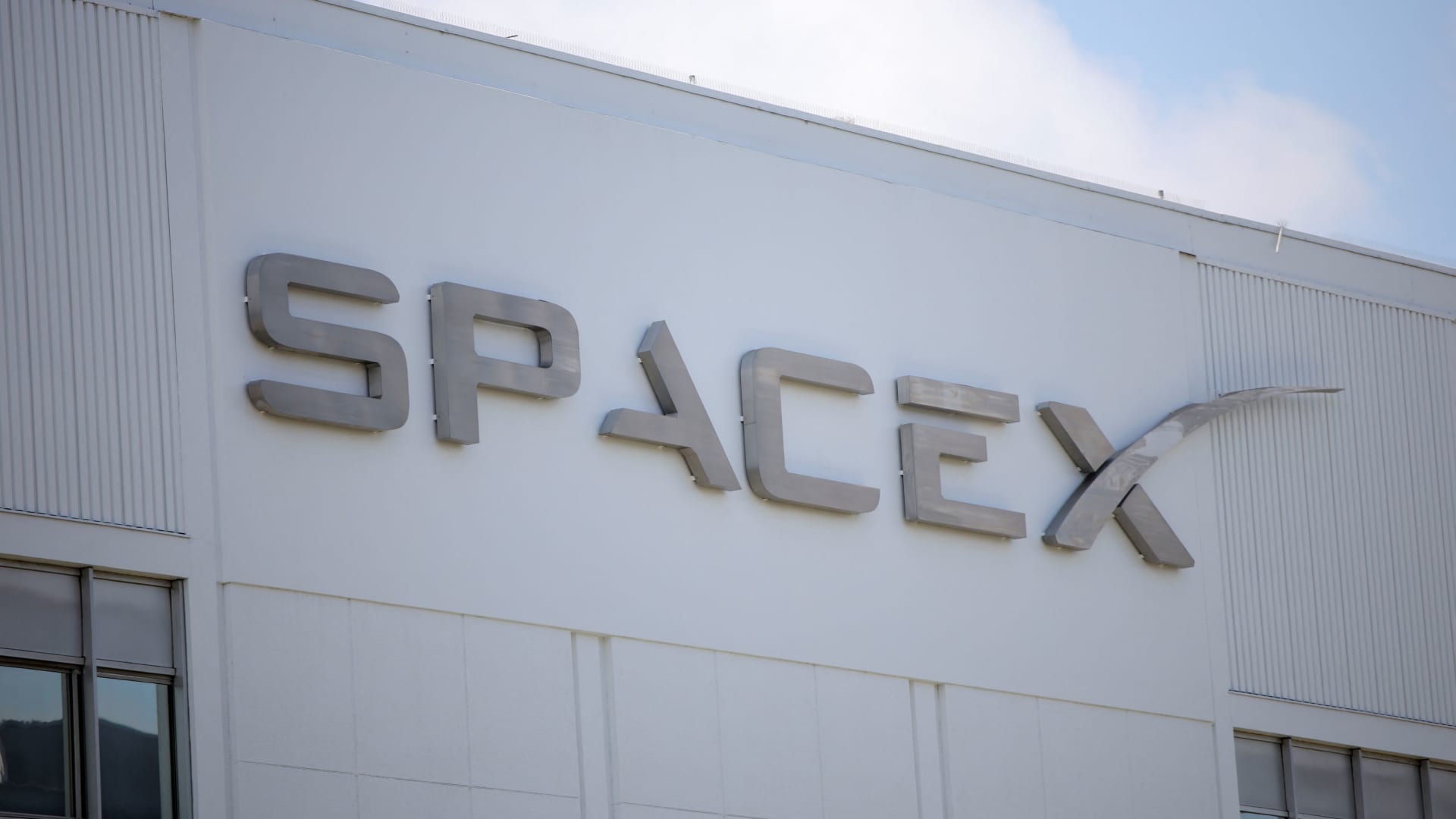 This fund logged a 950% return on SpaceX. Here’s what happened next