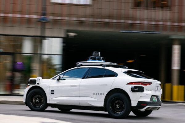Waymo to begin testing at San Jose airport this fall